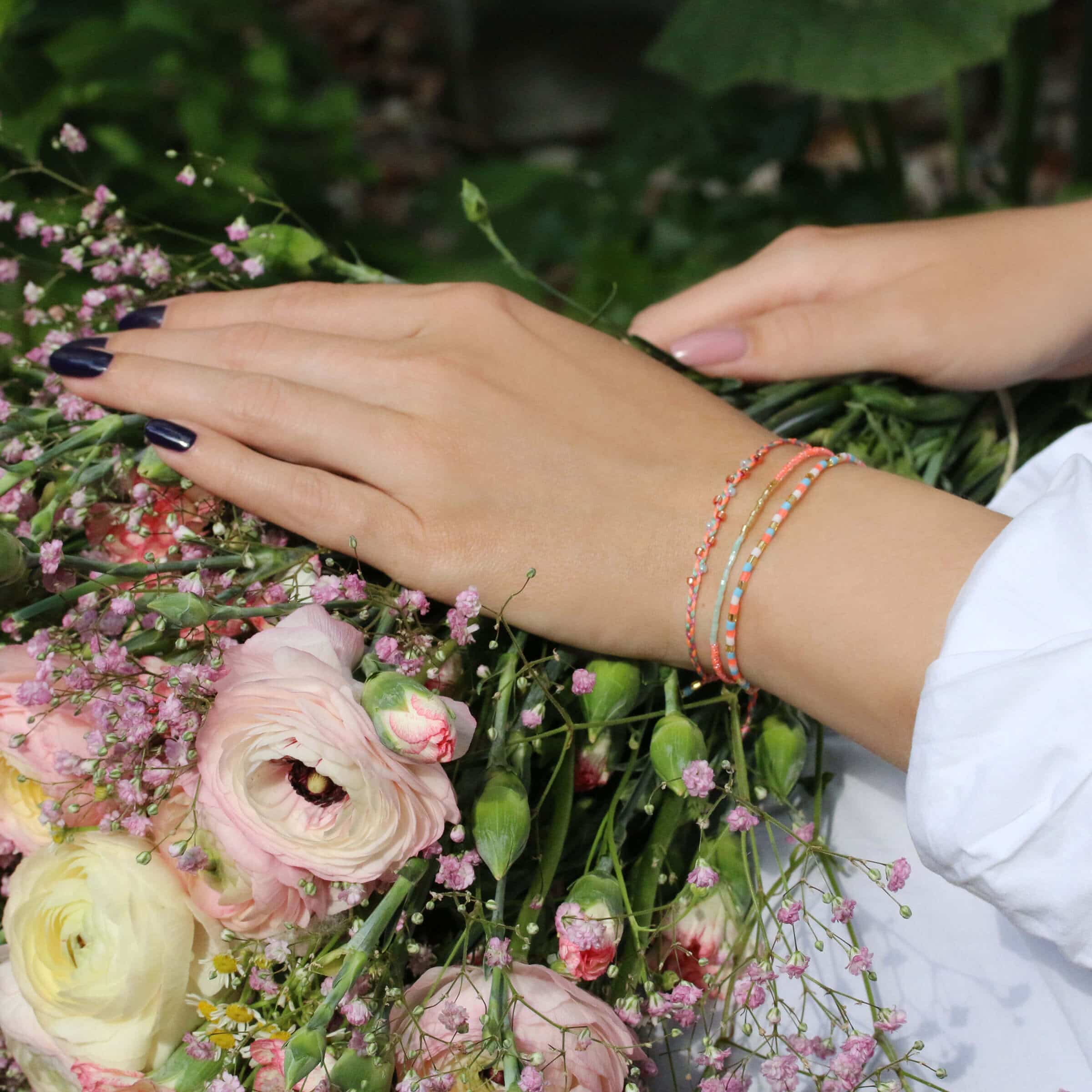 Armband Take a Twist 2 – Blush Mint mit Model